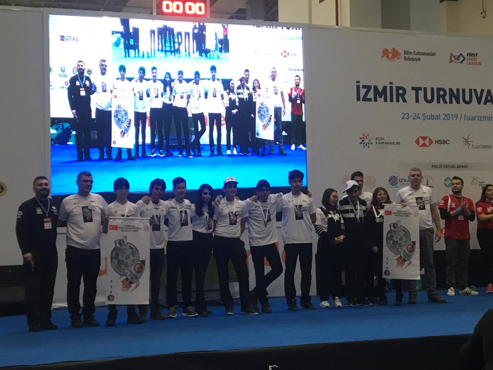 İzmir Turnuva, Fuarizmir, FIRST LEGO League sahne ve ekip